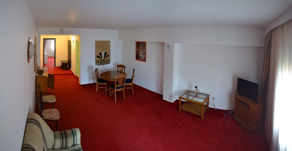 Hotel Marion Padurea Rotunda*** Reghin Room photo